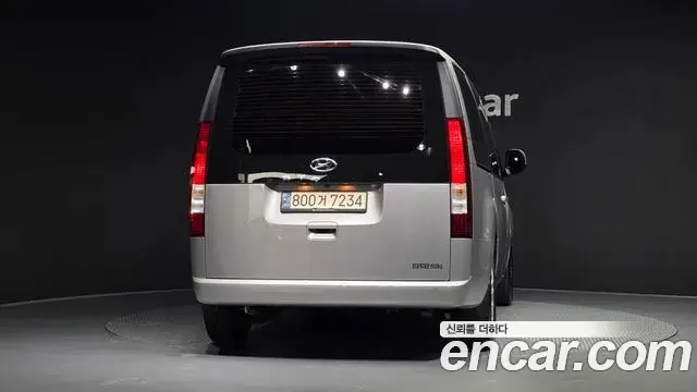 Hyundai Staria 2022 — Фото 4/20