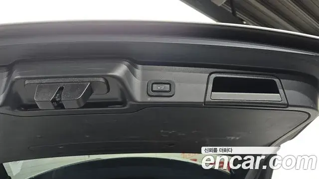 Land Rover Range Rover Evoque 2020 — Фото 20/20