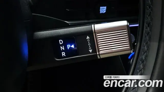 Hyundai Santa Fe 2025 — Фото 9/20