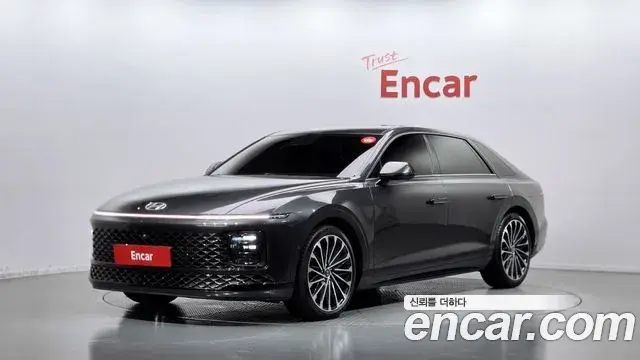 Hyundai Grandeur 2023 — Фото 1/20