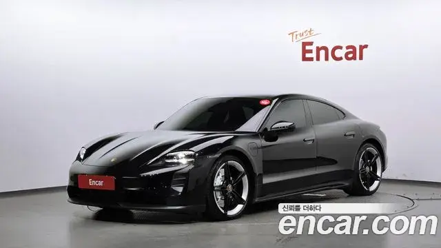 Porsche Taycan 2023 — Photo 11/20