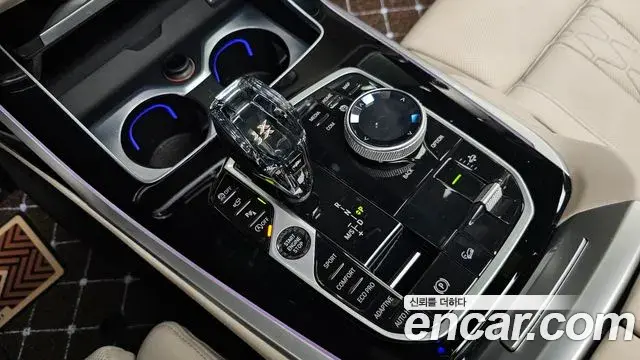 BMW X7 2022 — Фото 9/20