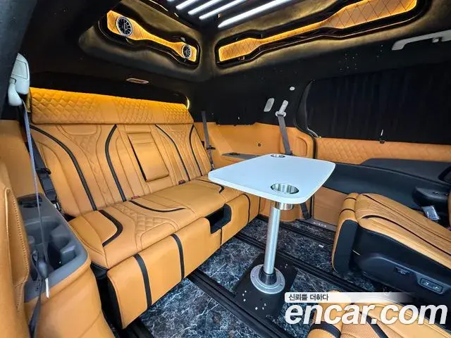 Kia Carnival 2024 — Photo 10/17