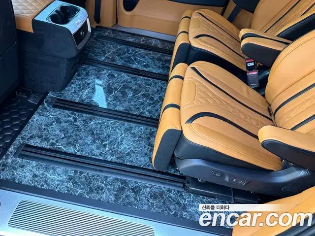 Kia Carnival 2024 — Photo 12/17