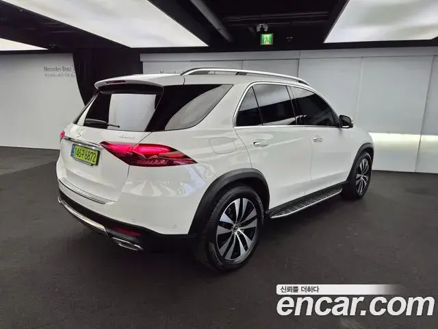 Mercedes-Benz GLE-Class 2026 — Фото 1/19