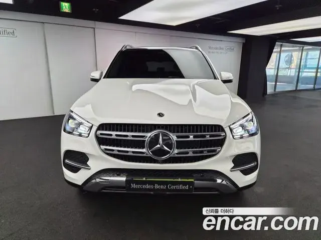 Mercedes-Benz GLE-Class 2026 — Фото 2/19