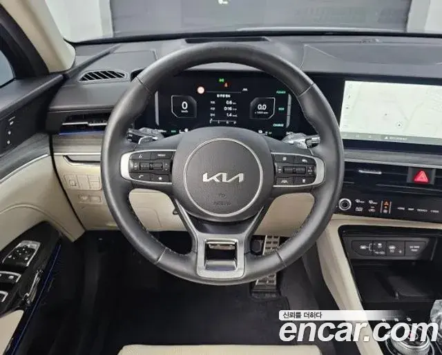 Kia K5 2025 — Фото 12/20