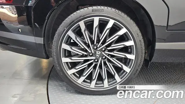 Hyundai Santa Fe 2023 — Фото 5/20