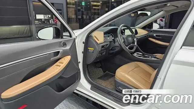 Hyundai Sonata 2020 — Фото 10/20
