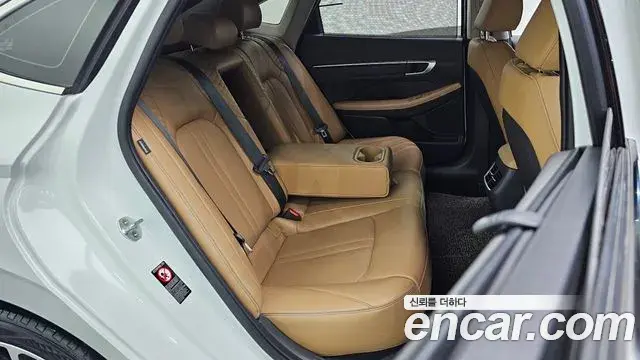 Hyundai Sonata 2020 — Фото 11/20