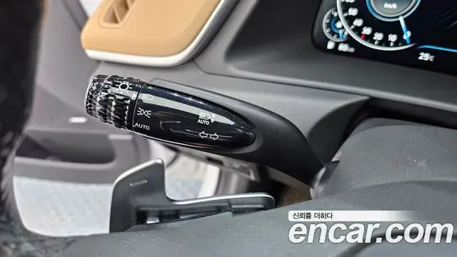 Hyundai Sonata 2020 — Фото 19/20