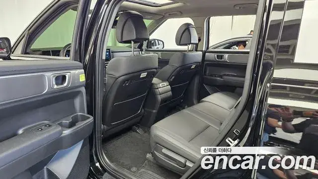 Hyundai Santa Fe 2024 — Фото 12/20