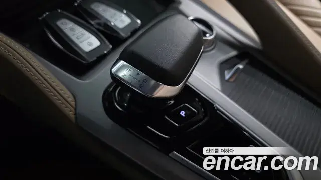Renault Samsung Grand Koleos 2024 — Photo 1/20