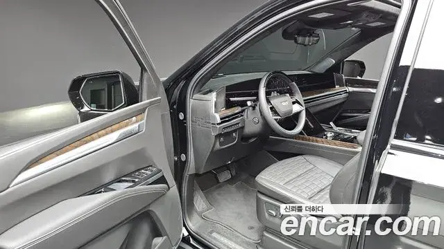 Cadillac Escalade 2026 — Photo 8/20