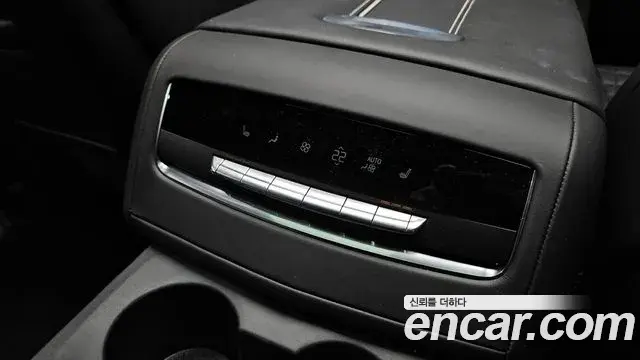 Cadillac Escalade 2026 — Photo 12/20