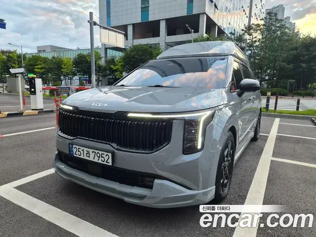 Kia Carnival 2024 — Photo 10/18