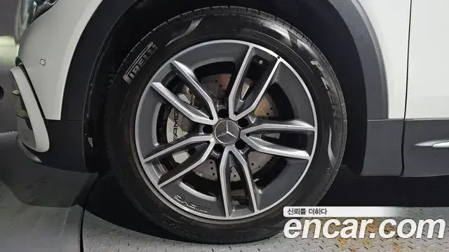 Mercedes-Benz GLB-Class 2025 — Фото 5/20