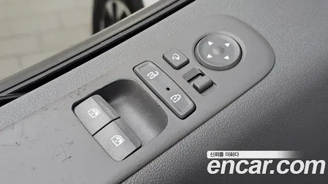 Hyundai Staria 2022 — Фото 13/20