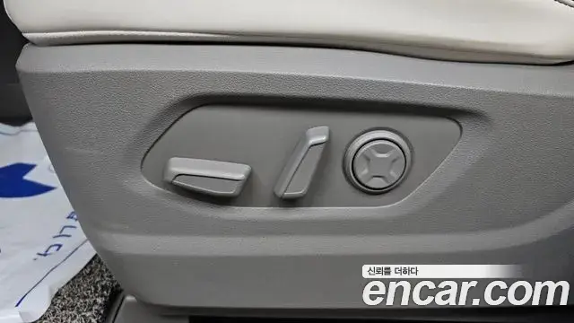 Hyundai Staria 2022 — Фото 14/20