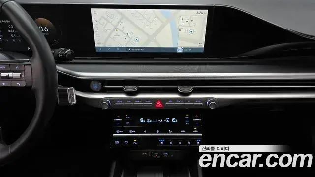Hyundai Grandeur 2023 — Фото 10/20