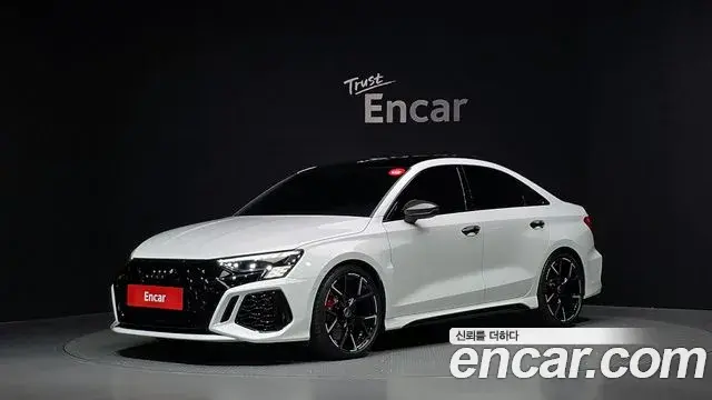 Audi A3 2023 — Фото 1/20