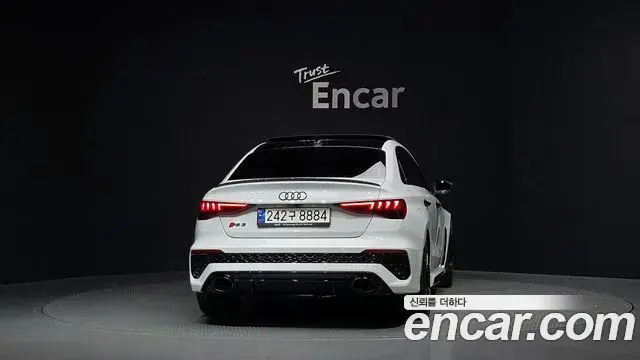 Audi A3 2023 — Фото 4/20