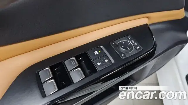 Lexus ES300h 2022 — Фото 14/20