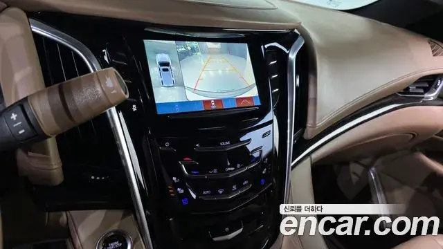 Cadillac Escalade 2020 — Photo 14/20