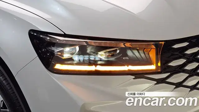 Renault Samsung Grand Koleos 2025 — ფოტო 2/38