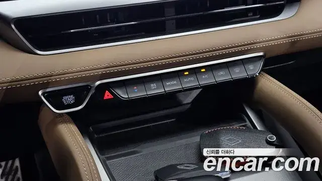 Renault Samsung Grand Koleos 2025 — ფოტო 7/38