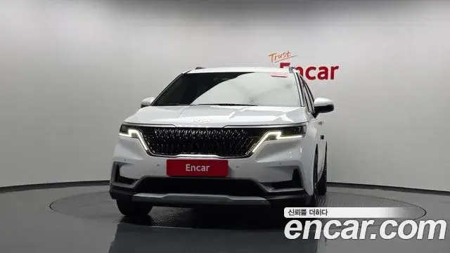 Kia Carnival 2023 — Photo 3/20