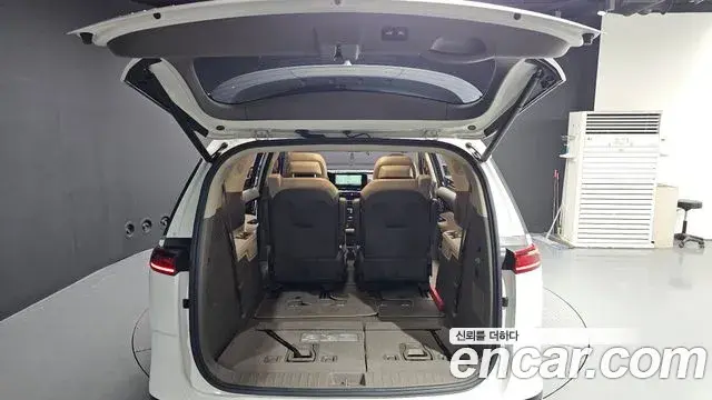 Kia Carnival 2022 — Photo 20/20