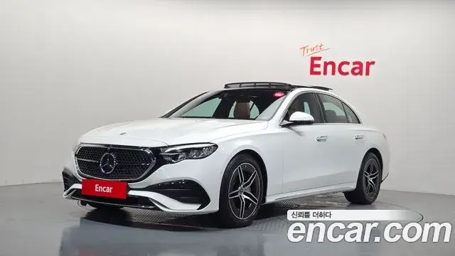 Mercedes-Benz E-Class 2026 — Photo 1/20