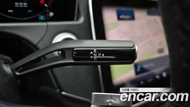 Mercedes-Benz E-Class 2026 — Photo 9/20