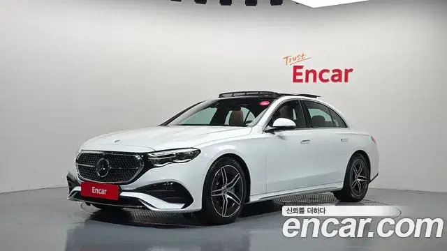 Mercedes-Benz E-Class 2026 — Фото 1/20
