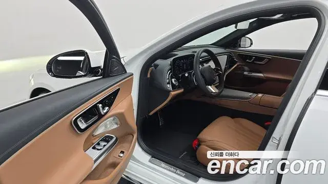 Mercedes-Benz E-Class 2026 — Фото 10/20