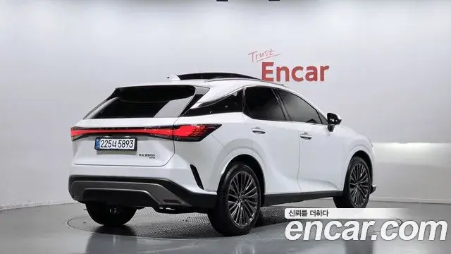 Lexus RX350h 2025 — Photo 24/30
