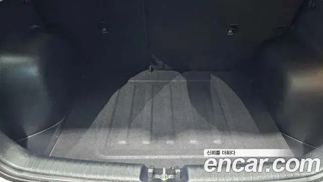 Kia Niro 2019 — Photo 16/20