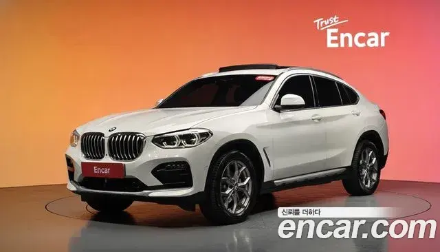 BMW X4 2021 — Фото 1/20