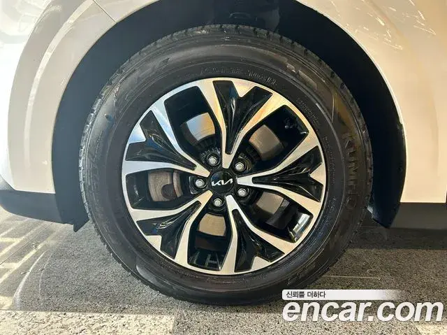 Kia Carnival 2023 — Şəkil 4/20