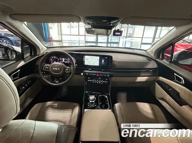 Kia Carnival 2023 — Şəkil 14/20