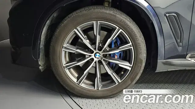 BMW X5 2021 — Photo 5/20