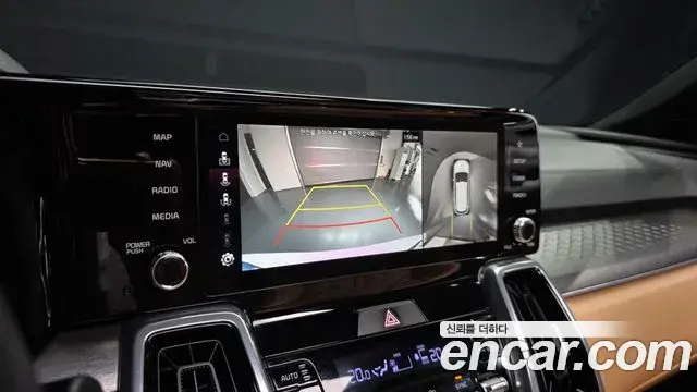Kia Sorento 2022 — Фото 15/20