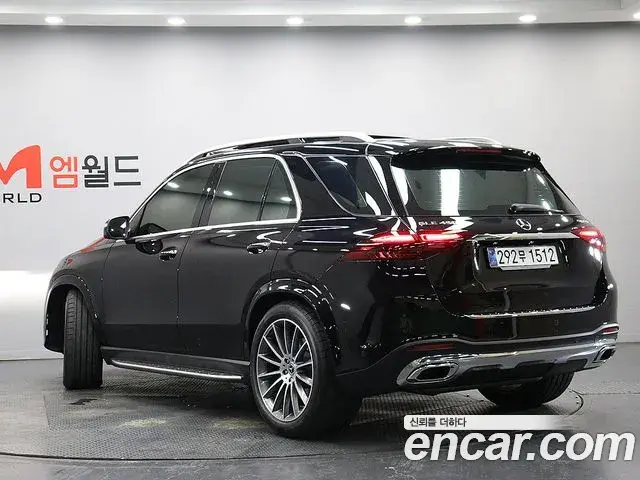 Mercedes-Benz GLE-Class 2025 — Photo 1/20