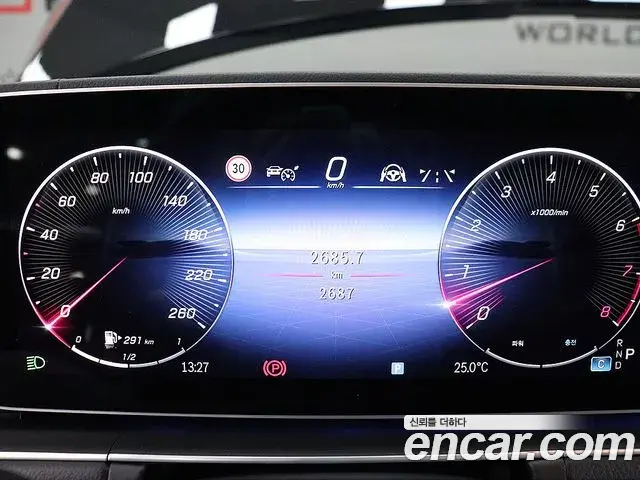 Mercedes-Benz GLE-Class 2025 — Photo 6/20