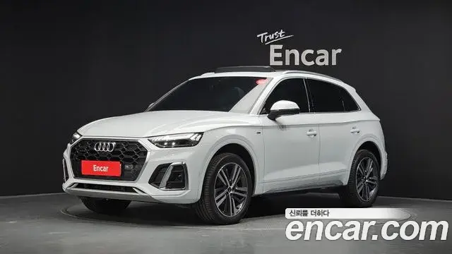 Audi Q5 2023 — Фото 1/20