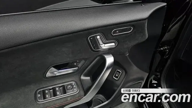 Mercedes-Benz A-Class 2021 — Фото 19/20