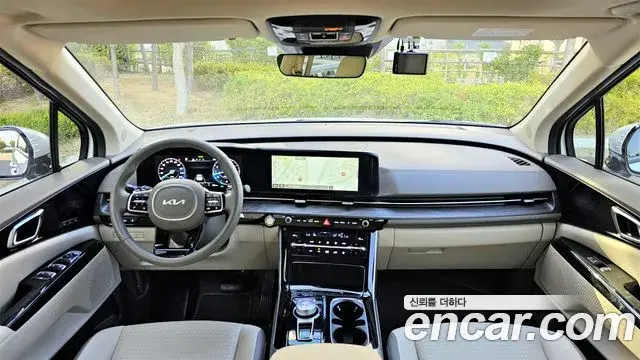 Kia Carnival 2023 — Фото 10/20