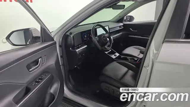Hyundai Kona 2024 — Фото 10/20