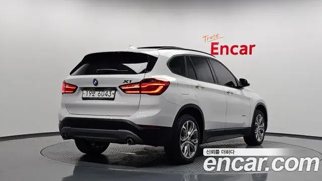 BMW X1 2018 — Фото 2/20